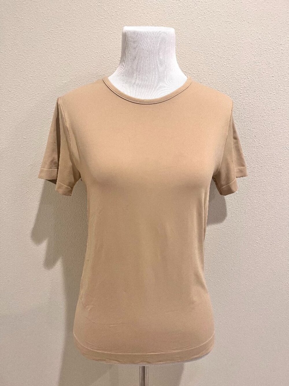 SKIMS Smoothing Seamlesss T-Shirt Undershirt Base Layer Top - Neutral/Tan - XL